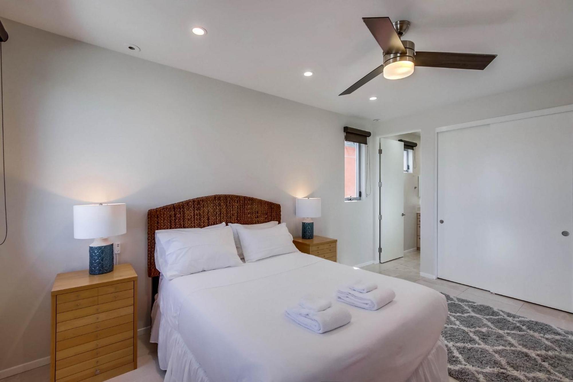 B5188 Ocean Palms Penthouse Apartment San Diego